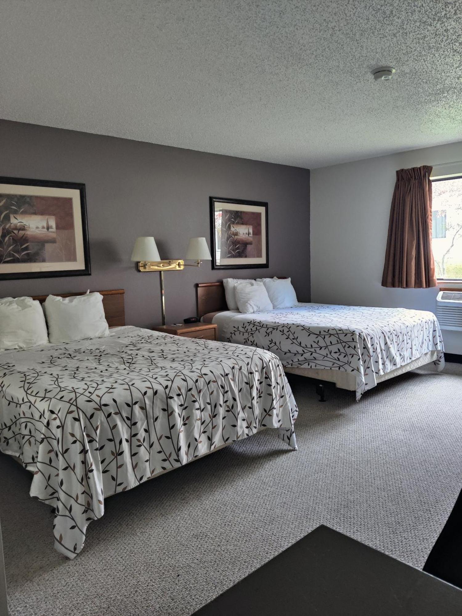 America'S Best Value Inn & Suites Интернешънъл Фолс Екстериор снимка