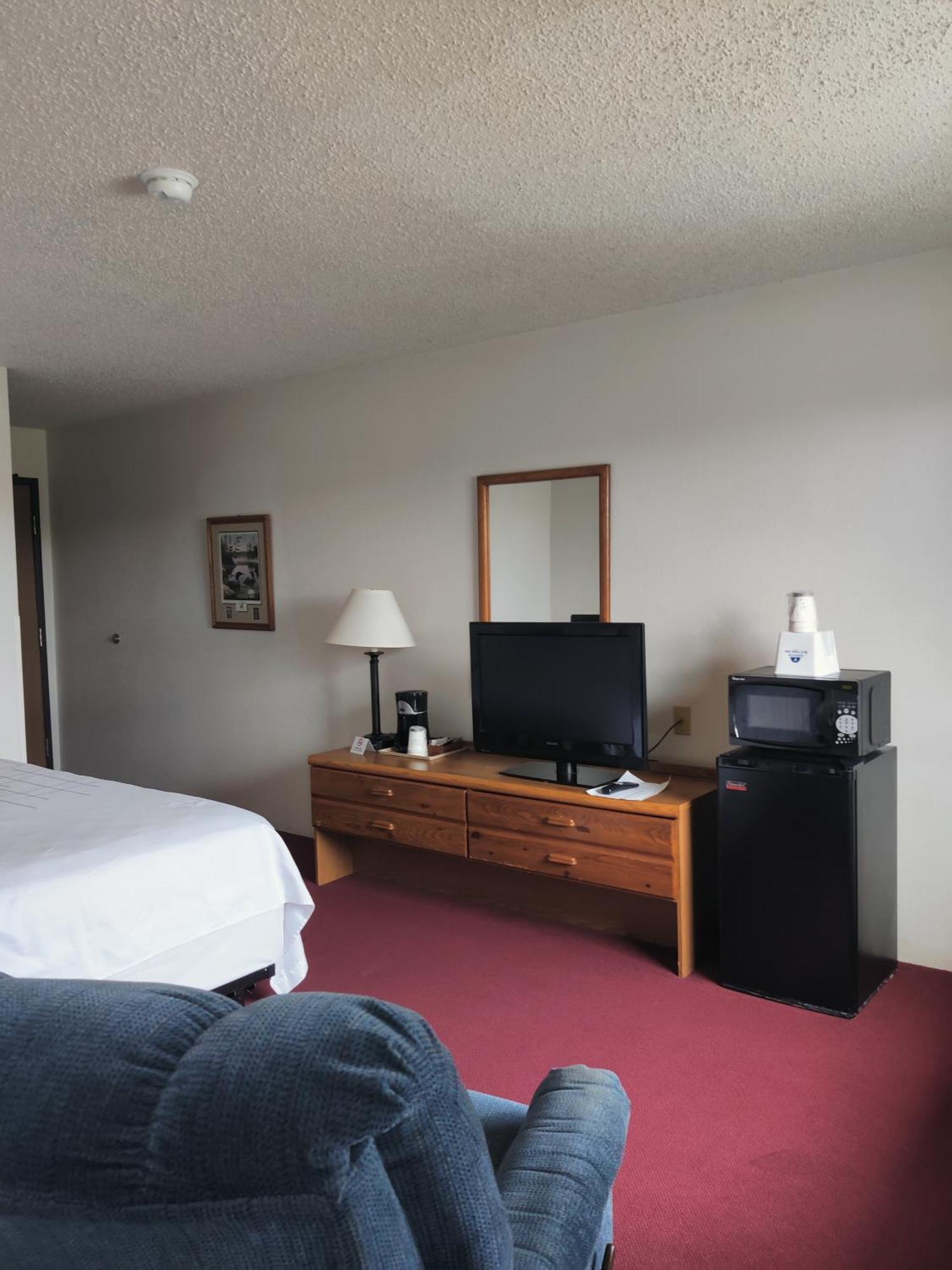 America'S Best Value Inn & Suites Интернешънъл Фолс Екстериор снимка